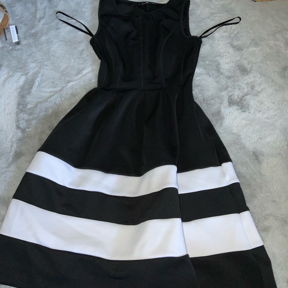 Black and white Apt. 9 dress